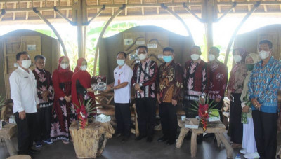 Kunjungan dari Pemerintah Kabupaten Muara Enim, Sumatera Selatan ke Desa Kesiman Kertalangu.