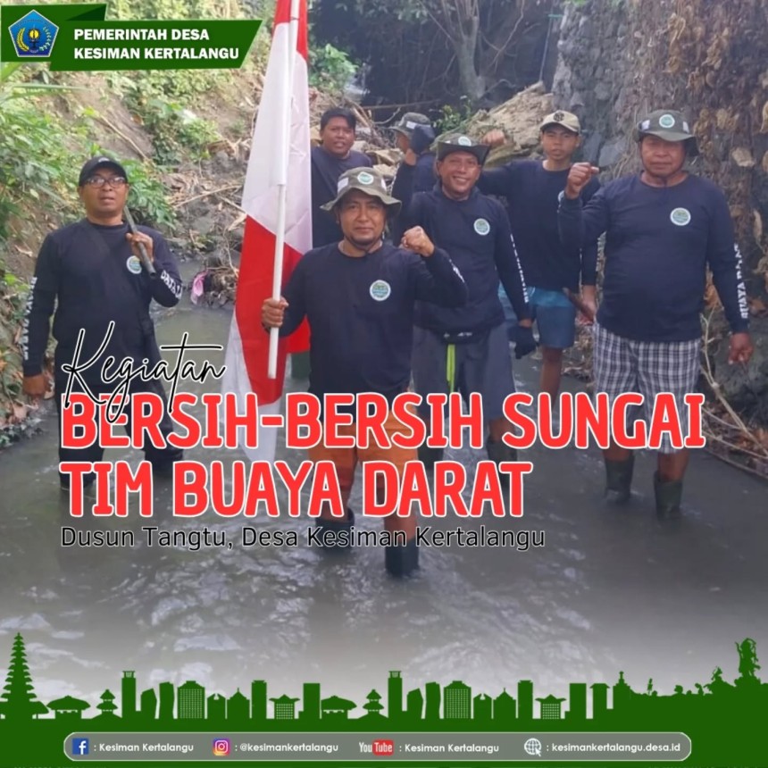 Tim Buaya Darat melaksanakan aksi bersih-bersih sungai.